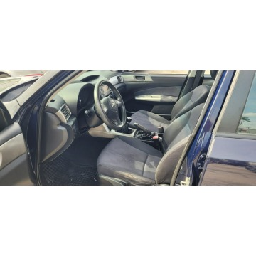 Subaru Forester  SUV 2010,  2.0 benzyna - Na sprzedaż za 24 900 zł - Kraków - zdjęcie 8