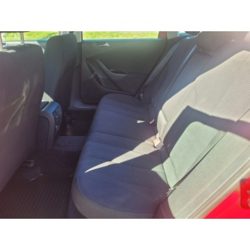 Volkswagen Passat 2007,  2.0 diesel - Na sprzedaż za 9 900,00 zł - Wieliczka - zdjęcie 11