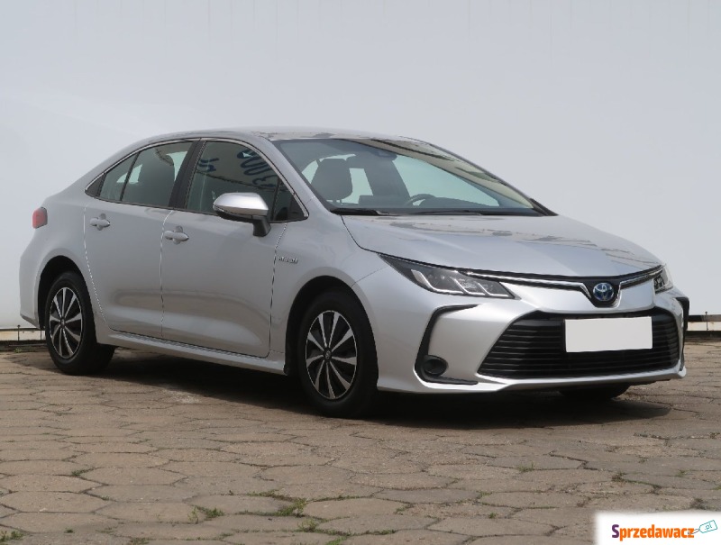 Toyota Corolla  Liftback 2020,  1.8 benzyna - Na sprzedaż za 79 999 zł - Łódź