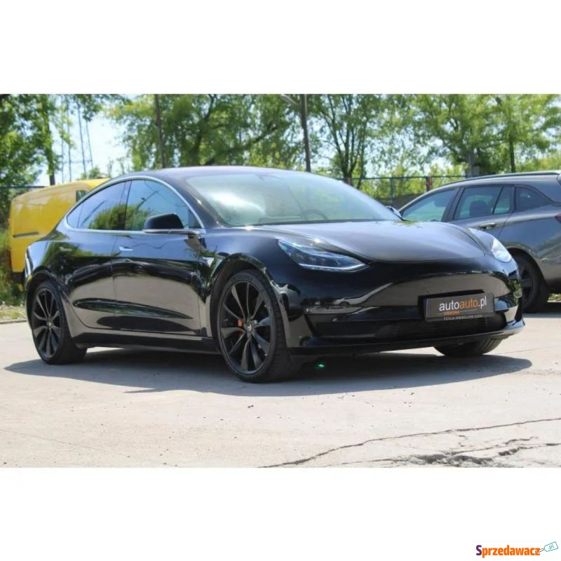 Tesla Model 3  Sedan/Limuzyna 2019,  0.0 zasilanie elektryczne - Na sprzedaż za 134 000 zł - Warszawa