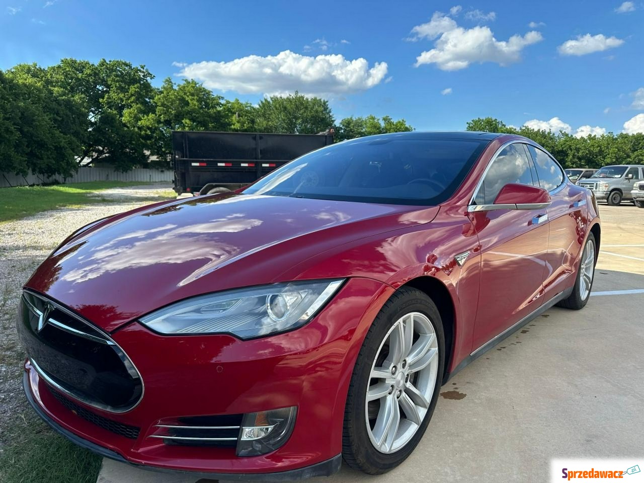 Tesla Model S 2013