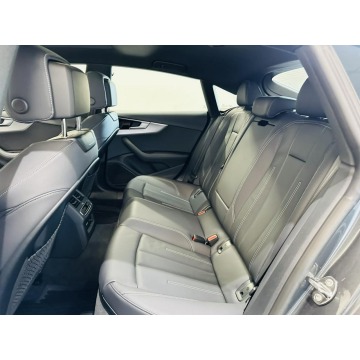 Audi A5  Sedan/Limuzyna 2023,  2.0 hybryda, automat - Na sprzedaż za 186 960 zł - Katowice - zdjęcie 9
