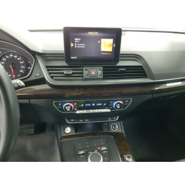 Audi Q5  SUV 2019,  2.0 benzyna, automat - Na sprzedaż za 148 000 zł - Katowice - zdjęcie 10