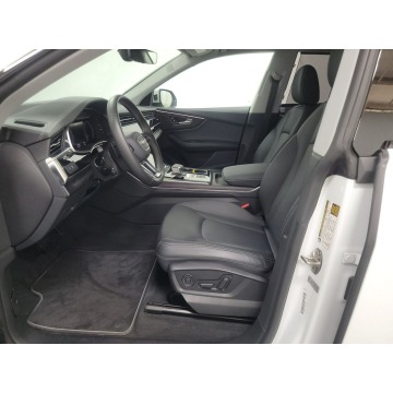 Audi Q8  SUV 2023,  3.0 hybryda, automat - Na sprzedaż za 393 600 zł - Katowice - zdjęcie 9