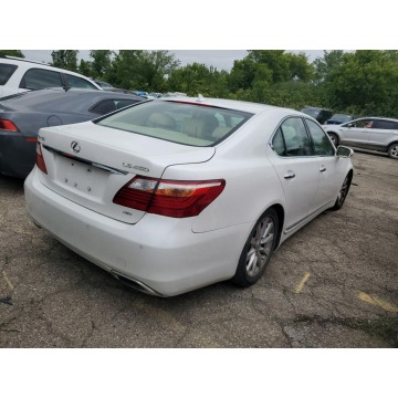 Lexus LS  Sedan/Limuzyna 2010,  4.6 benzyna, automat - Na sprzedaż za 29 520 zł - Katowice - zdjęcie 3