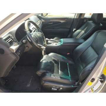 Lexus LS  Sedan/Limuzyna 2013,  4.6 benzyna, automat - Na sprzedaż za 38 376 zł - Katowice - zdjęcie 8