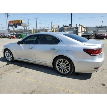 Lexus LS  Sedan/Limuzyna 2015,  4.6 benzyna, automat - Na sprzedaż za 71 340 zł - Katowice - zdjęcie 6