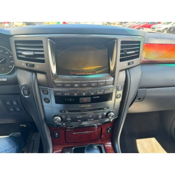 Lexus LX  SUV 2010,  5.7 benzyna, automat - Na sprzedaż za 84 870 zł - Katowice - zdjęcie 9