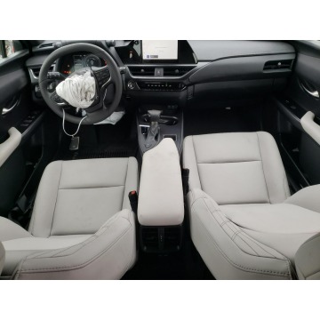 Lexus UX  SUV 2024,  2.0 hybryda, automat - Na sprzedaż za 95 940 zł - Katowice - zdjęcie 8