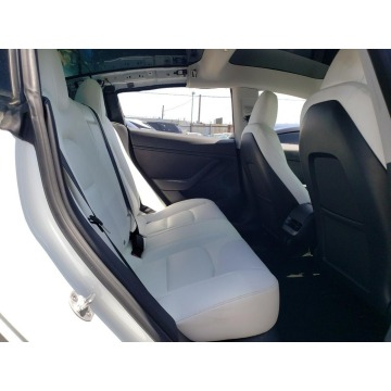 Tesla Model 3  Sedan/Limuzyna 2023 elektryczny, automat - Na sprzedaż za 75 645 zł - Katowice - zdjęcie 9