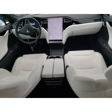 Tesla Model S  Sedan/Limuzyna 2017 elektryczny, automat - Na sprzedaż za 55 965 zł - Katowice - zdjęcie 8