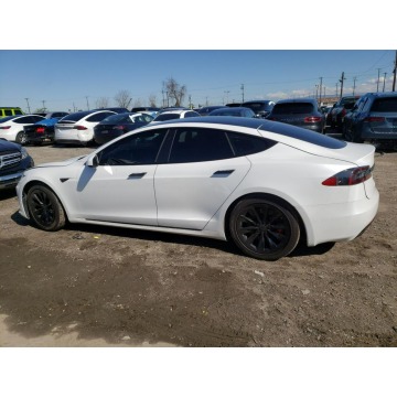 Tesla Model S  Sedan/Limuzyna 2017 elektryczny, automat - Na sprzedaż za 64 575 zł - Katowice - zdjęcie 4