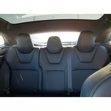 Tesla Model S  Sedan/Limuzyna 2017 elektryczny, automat - Na sprzedaż za 64 575 zł - Katowice - zdjęcie 10