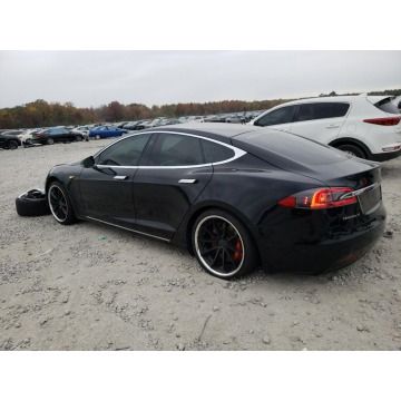 Tesla Model S  Sedan/Limuzyna 2017 elektryczny, automat - Na sprzedaż za 68 388 zł - Katowice - zdjęcie 4