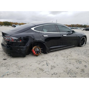 Tesla Model S  Sedan/Limuzyna 2017 elektryczny, automat - Na sprzedaż za 68 388 zł - Katowice - zdjęcie 6