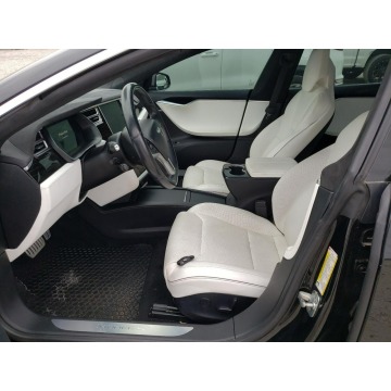 Tesla Model S  Sedan/Limuzyna 2017 elektryczny, automat - Na sprzedaż za 68 388 zł - Katowice - zdjęcie 7