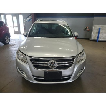 Volkswagen Tiguan  SUV 2012,  2.0 benzyna, automat - Na sprzedaż za 13 530 zł - Katowice - zdjęcie 2