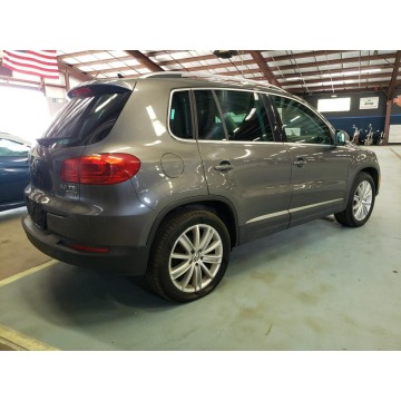 Volkswagen Tiguan  SUV 2012,  2.0 benzyna, automat - Na sprzedaż za 13 284 zł - Katowice - zdjęcie 4