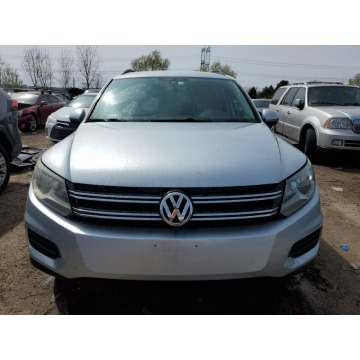 Volkswagen Tiguan  SUV 2016,  2.0 benzyna, automat - Na sprzedaż za 12 054 zł - Katowice - zdjęcie 2