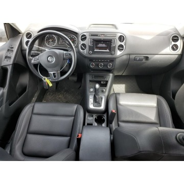 Volkswagen Tiguan  SUV 2016,  2.0 benzyna, automat - Na sprzedaż za 12 054 zł - Katowice - zdjęcie 8