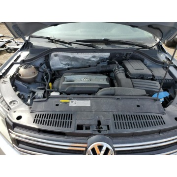 Volkswagen Tiguan  SUV 2016,  2.0 benzyna, automat - Na sprzedaż za 12 054 zł - Katowice - zdjęcie 10