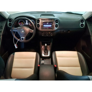 Volkswagen Tiguan  SUV 2017,  2.0 benzyna, automat - Na sprzedaż za 24 600 zł - Katowice - zdjęcie 8