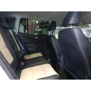 Volkswagen Tiguan  SUV 2017,  2.0 benzyna, automat - Na sprzedaż za 24 600 zł - Katowice - zdjęcie 9