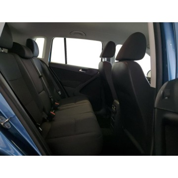 Volkswagen Tiguan  SUV 2017,  2.0 benzyna, automat - Na sprzedaż za 19 926 zł - Katowice - zdjęcie 10
