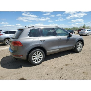 Volkswagen Touareg  SUV 2011,  3.6 benzyna, automat - Na sprzedaż za 17 466 zł - Katowice - zdjęcie 3