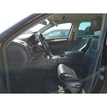 Volkswagen Touareg  SUV 2011,  3.6 benzyna, automat - Na sprzedaż za 13 776 zł - Katowice - zdjęcie 8