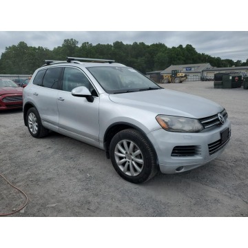 Volkswagen Touareg  SUV 2012,  3.6 benzyna, automat - Na sprzedaż za 16 236 zł - Katowice - zdjęcie 4