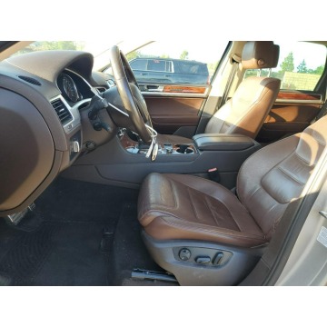 Volkswagen Touareg  SUV 2012,  3.0 hybryda, automat - Na sprzedaż za 24 600 zł - Katowice - zdjęcie 7