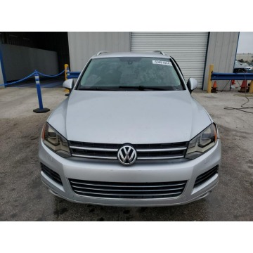 Volkswagen Touareg  SUV 2013,  3.6 benzyna, automat - Na sprzedaż za 14 637 zł - Katowice - zdjęcie 2