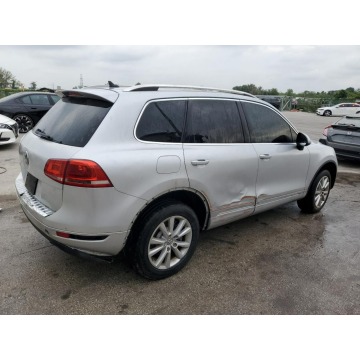 Volkswagen Touareg  SUV 2013,  3.6 benzyna, automat - Na sprzedaż za 14 637 zł - Katowice - zdjęcie 4