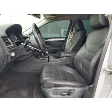 Volkswagen Touareg  SUV 2013,  3.6 benzyna, automat - Na sprzedaż za 14 637 zł - Katowice - zdjęcie 7