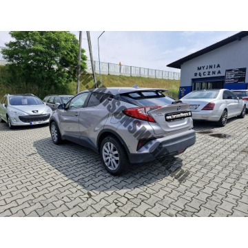Toyota C-HR  SUV 2018,  1.8 benzyna, automat - Na sprzedaż za 83 000 zł - Skoczów - zdjęcie 6