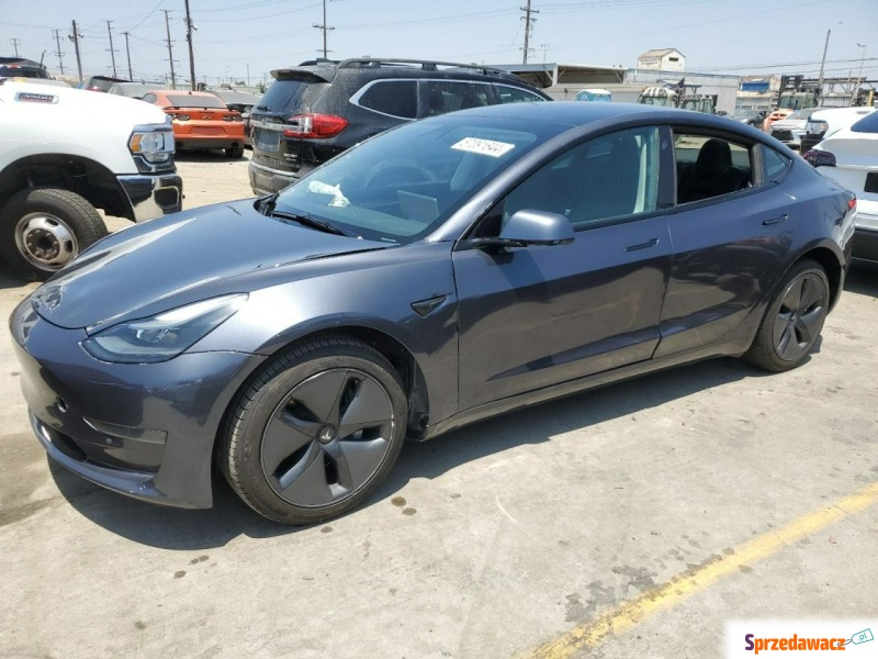 Tesla Model 3 - Model 3 standard Range - Samochody osobowe - Katowice