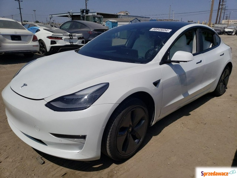 Tesla Model 3  Sedan/Limuzyna 2023,  0.0 zasilanie elektryczne - Na sprzedaż za 75 645 zł - Katowice