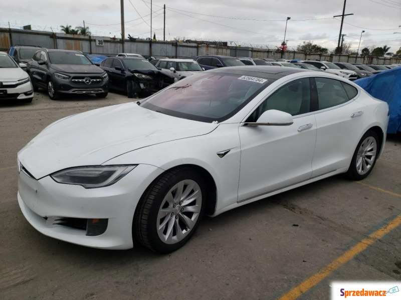 Tesla Model S  Sedan/Limuzyna 2017,  0.0 zasilanie elektryczne - Na sprzedaż za 55 965 zł - Katowice