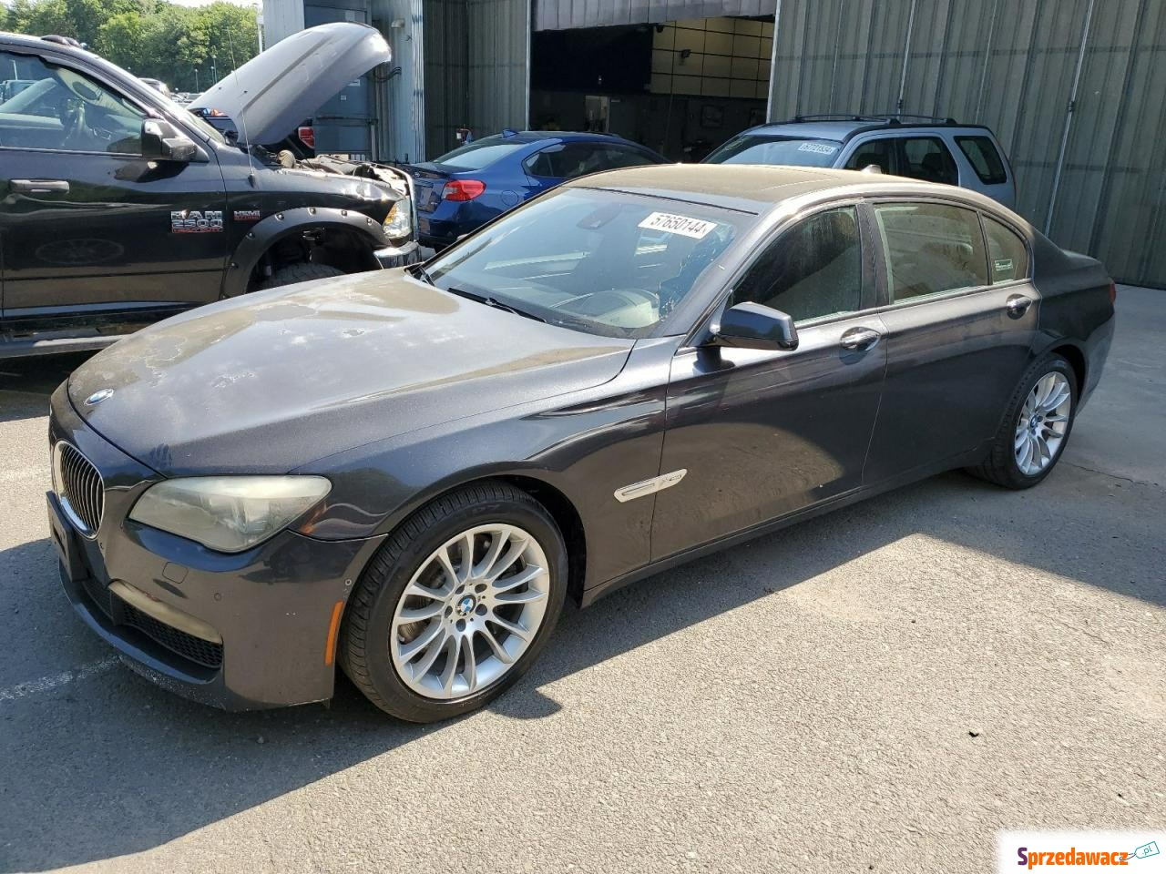 BMW Seria 7 2011