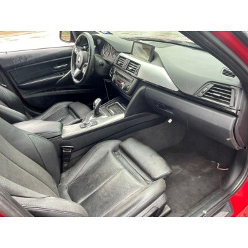 BMW Seria 3  Sedan/Limuzyna 2013,  3.0 benzyna, automat - Na sprzedaż za 31 488 zł - Katowice - zdjęcie 6