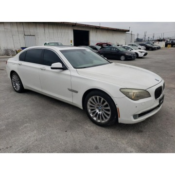 BMW Seria 7  Sedan/Limuzyna 2009,  4.4 benzyna, automat - Na sprzedaż za 12 423 zł - Katowice - zdjęcie 4