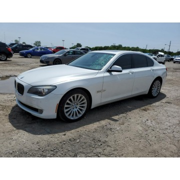 2012 BMW 750 XI