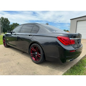 BMW Seria 7  Sedan/Limuzyna 2012,  4.4 benzyna, automat - Na sprzedaż za 17 712 zł - Katowice - zdjęcie 4