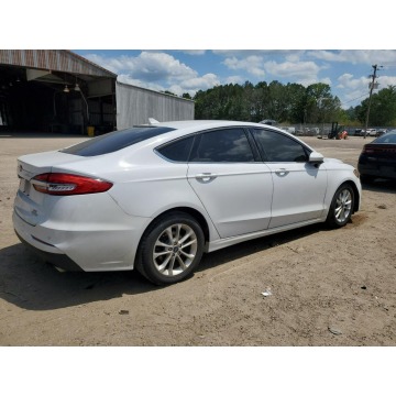 Ford Fusion  Sedan/Limuzyna 2020,  2.0 benzyna, automat - Na sprzedaż za 26 814 zł - Katowice - zdjęcie 6