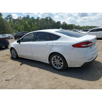 Ford Fusion  Sedan/Limuzyna 2020,  2.0 benzyna, automat - Na sprzedaż za 26 814 zł - Katowice - zdjęcie 4