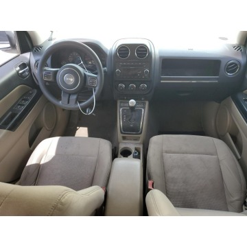 Jeep Liberty  SUV 2014,  2.4 benzyna, automat - Na sprzedaż za 5 412,00 zł - Katowice - zdjęcie 8