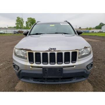 Jeep Liberty  SUV 2014,  2.0 benzyna, automat - Na sprzedaż za 7 872,00 zł - Katowice - zdjęcie 2