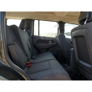 Jeep Liberty  SUV 2011,  3.7 benzyna, automat - Na sprzedaż za 5 756,40 zł - Katowice - zdjęcie 9
