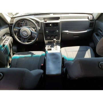 Jeep Liberty  SUV 2011,  3.7 benzyna, automat - Na sprzedaż za 3 567,00 zł - Katowice - zdjęcie 8